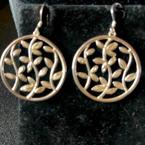 New Avon Silver Circle  Leaf Earrings 1.5 inches